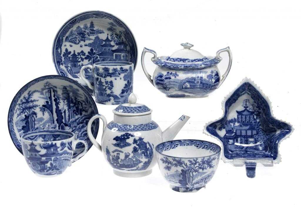 Appraisal: A GROUP OF BLUE PRINTED EARTHENWARE comprising a Flag Bearers