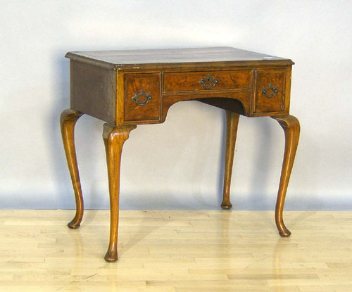 Appraisal: Queen Anne burl veneer dressing table h w