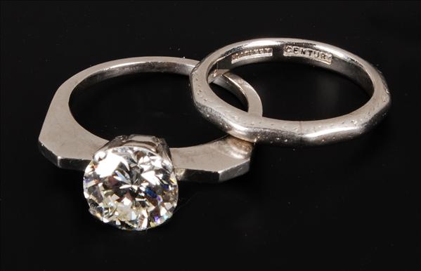 Appraisal: A diamond single stone ring the old brilliant cut diamond