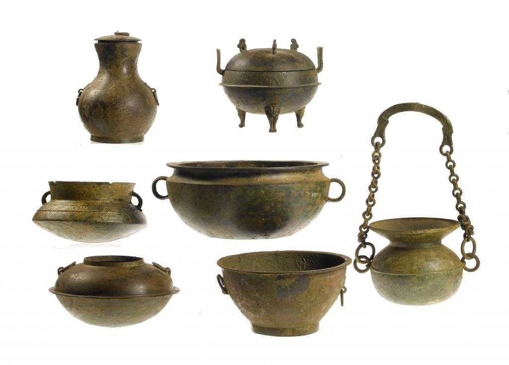 Appraisal: A BRONZE TWO HANDLED BOWL GUI AND SIX BRONZE VESSELS