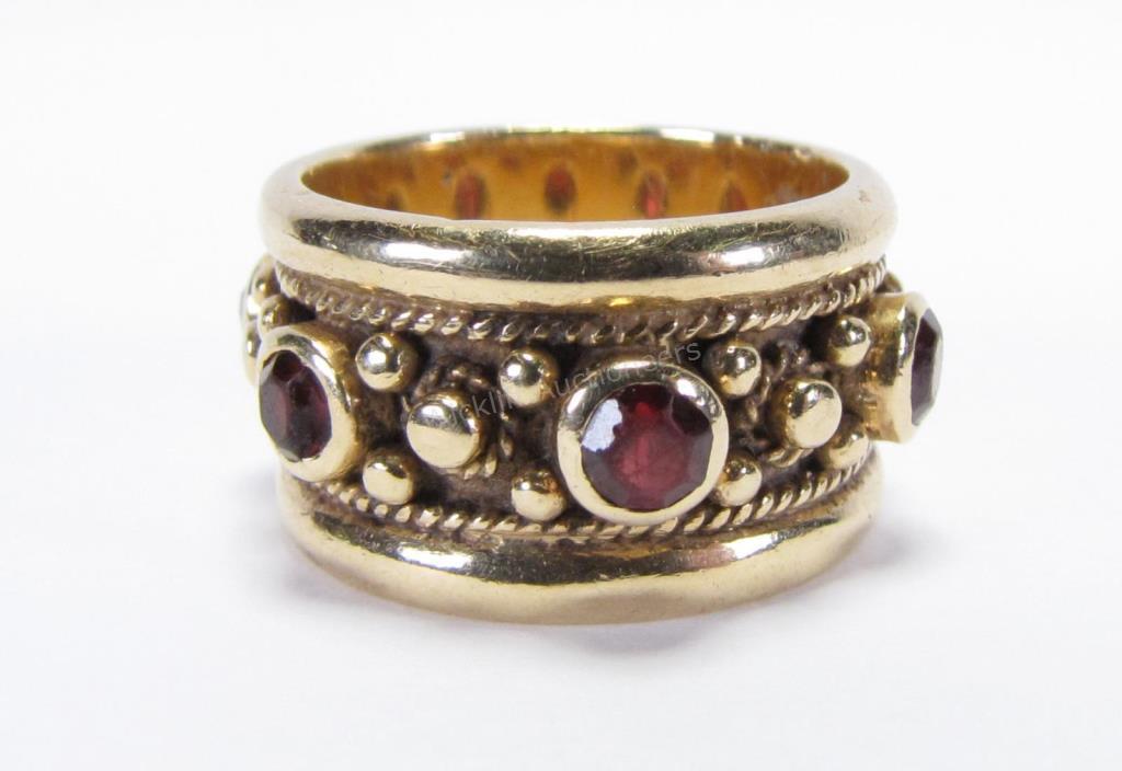 Appraisal: A Samuel Behnam K yellow gold band ring with six