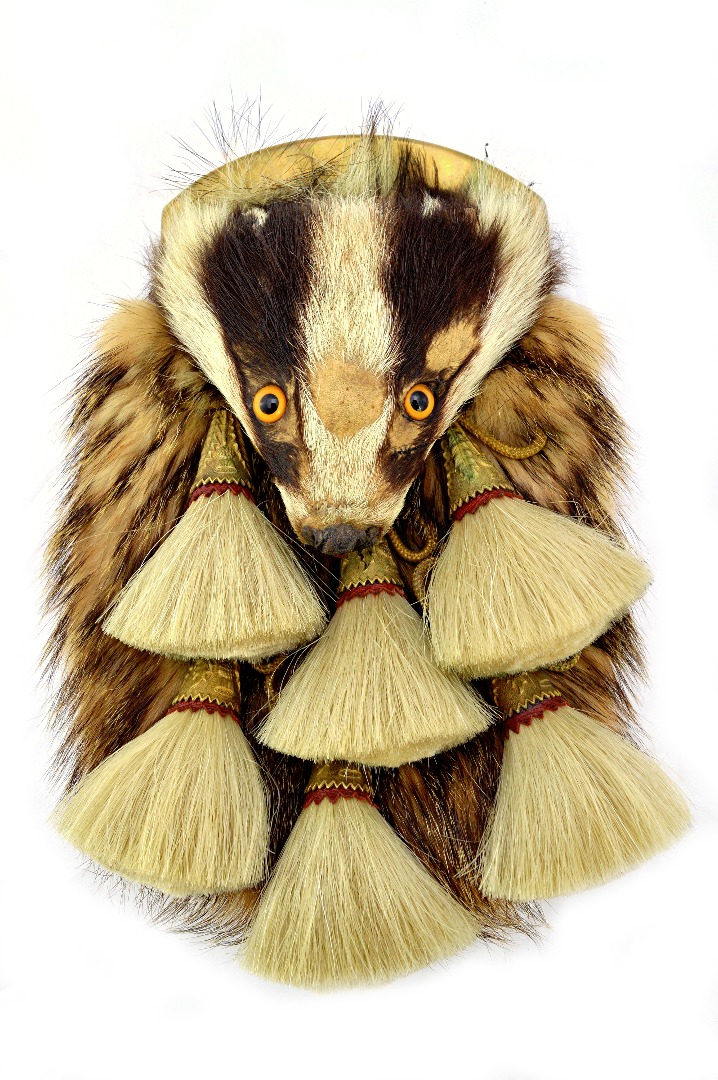 Appraisal: A badger head sporran of the Argyll and Sutherland Highlanders