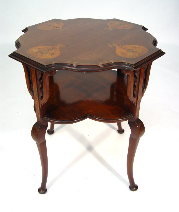 Appraisal: Victorian Sheraton revival mahogany quatrefoil shaped occasional table the top