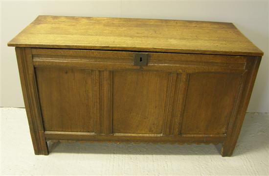 Appraisal: th Century oak panelled coffer h w d in