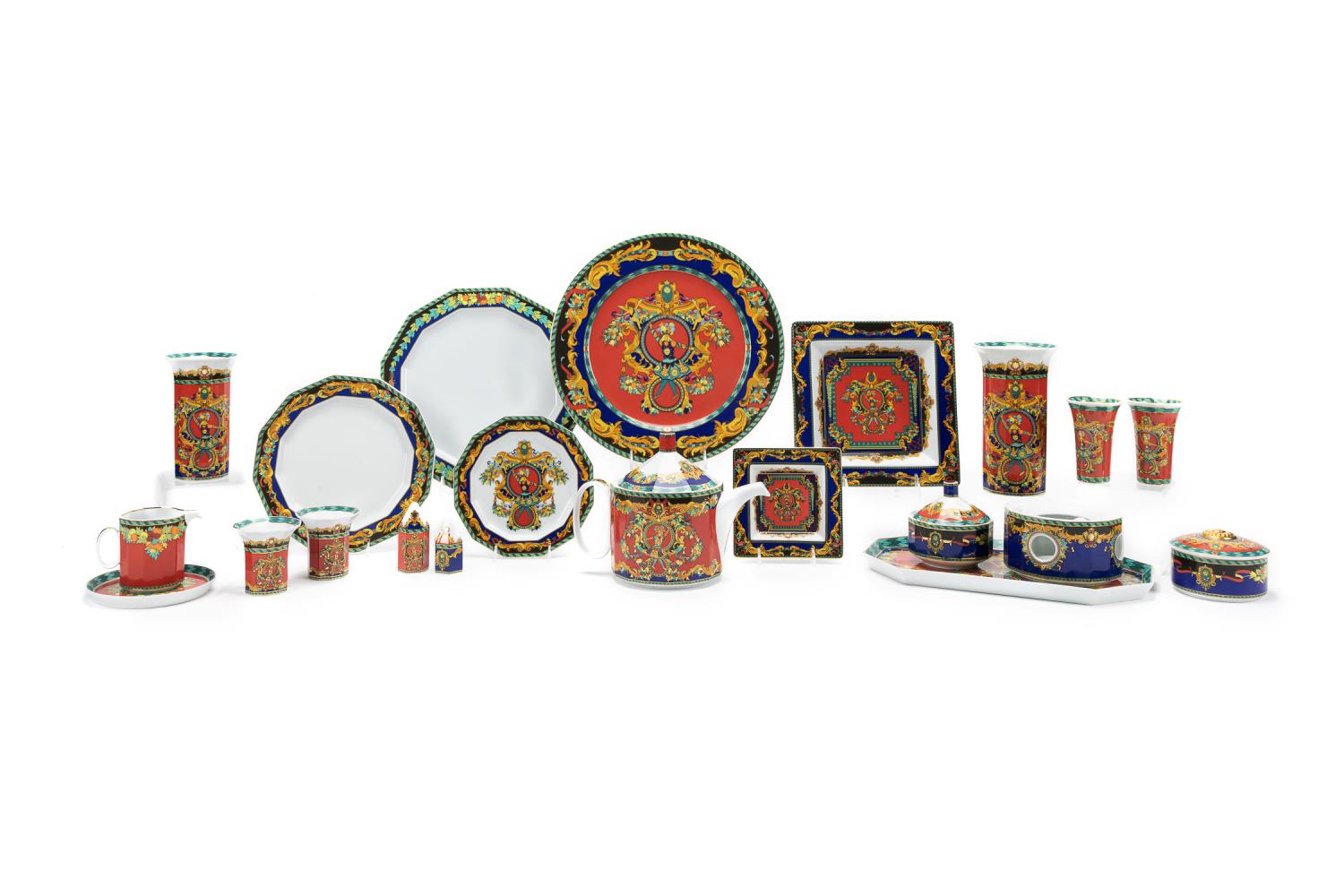 Appraisal: PC VERSACE CHINA LE ROI SOLEIL TABLEWARE Twenty-one piece Versace