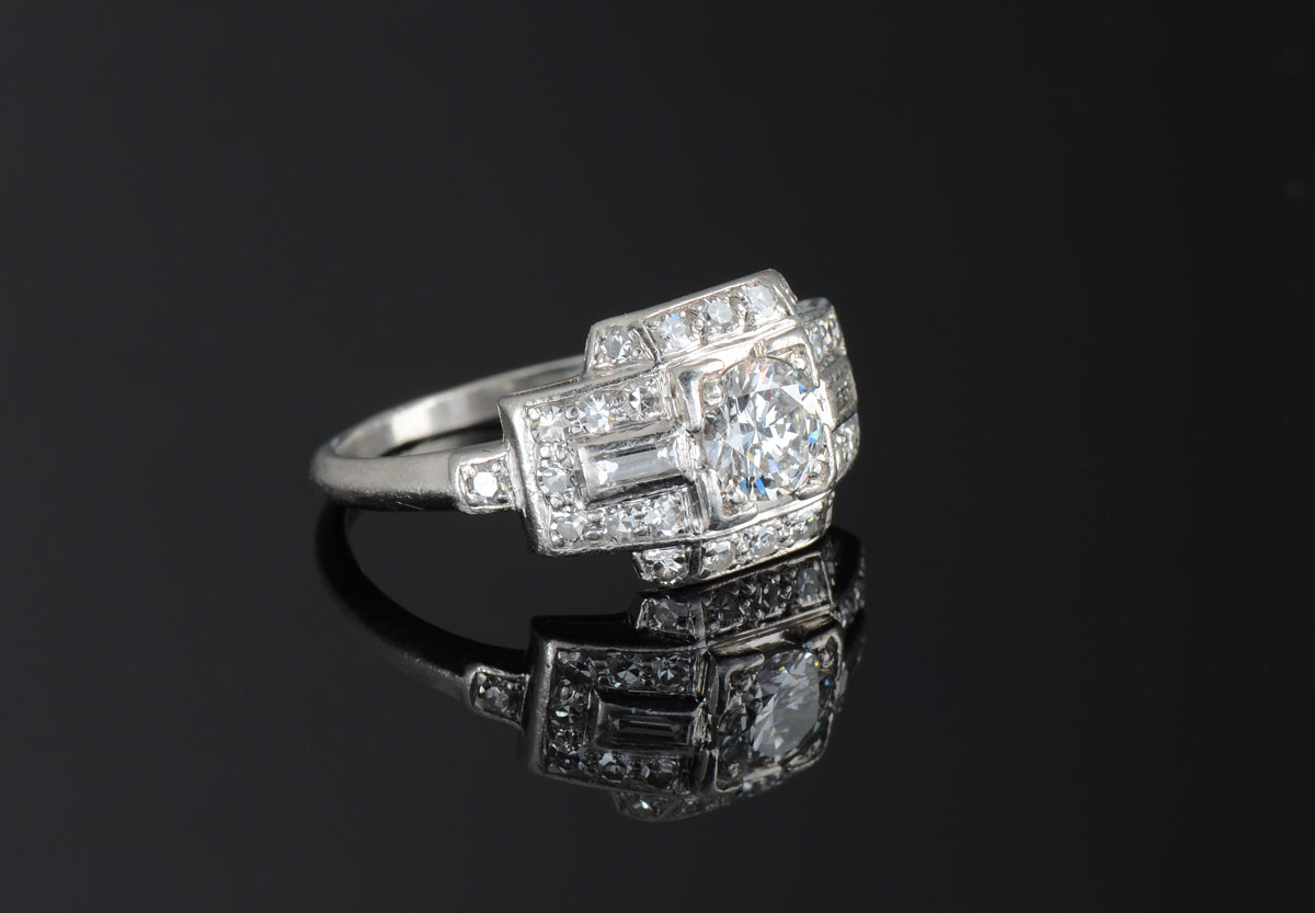 Appraisal: 's PLATINUM CTW DIAMOND RING Platinum pinky ring centering an