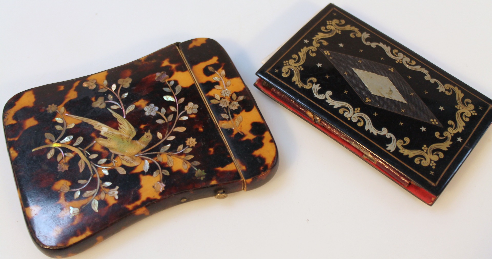 Appraisal: A thC tortoiseshell and mother of pearl card case the