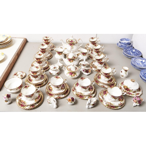 Appraisal: A Royal Albert Old Country Roses pattern tea service and