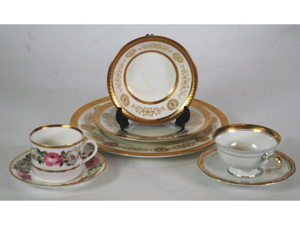 Appraisal: A ROYAL WORCESTER PORCELAIN EIGHTEEN PIECE 'ROYAL GARDEN' PATTERN TEA