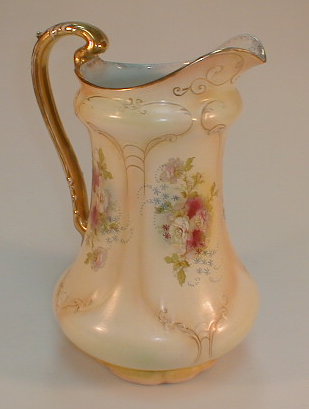 Appraisal: A Fielding's Royal Devon water jug