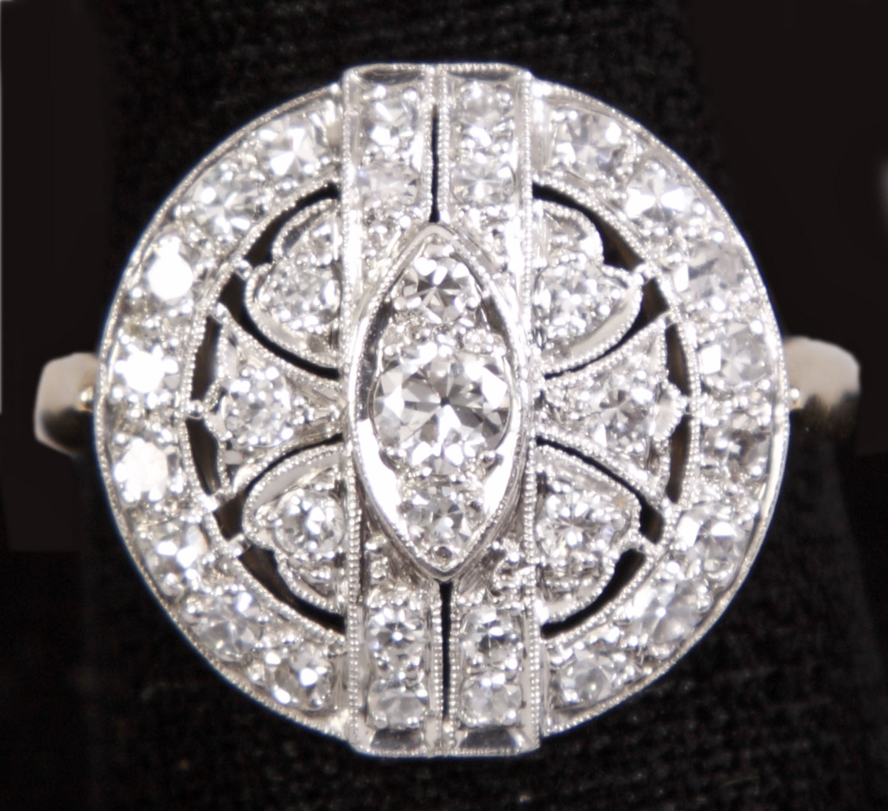 Appraisal: Ladies -K Two Tone Ring round single cut diamonds approx