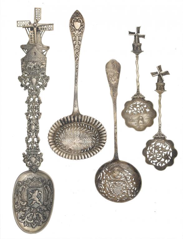 Appraisal: A DECORATIVE DUTCH SPOON cast and embossed with armorials and