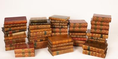 Appraisal: A large quantity of leather bound volumes mainly th and