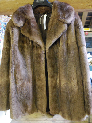 Appraisal: Lady's musquash fur jacket