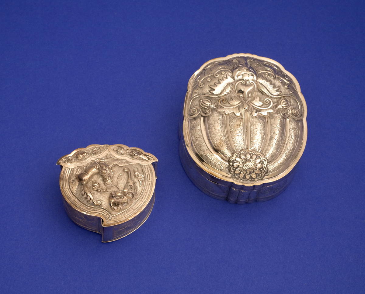 Appraisal: CHINESE EXPORT SILVER SNUFF BOX AND A BOX The first