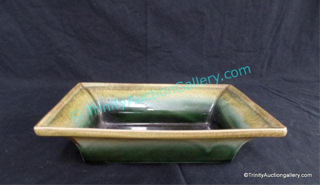 Appraisal: Hull Pottery Planter - Vintage Planter Dish Hull Pottery rectangular