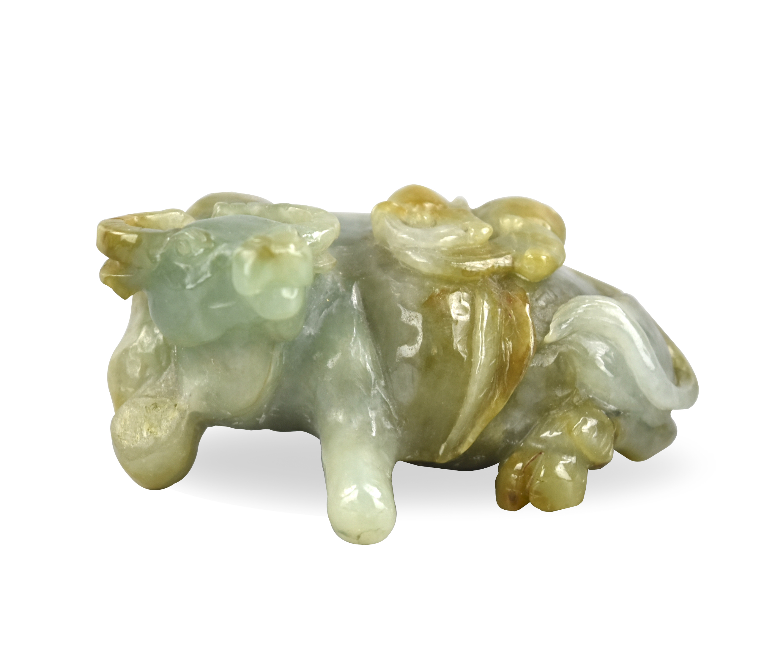 Appraisal: Chinese Qing Dynasty a green jadeite cattle with long horns