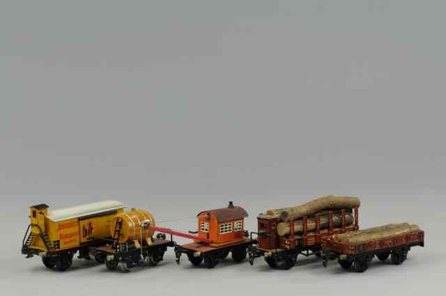 Appraisal: MARKLIN O GAUGE FREIGHT CARS Assorted lot includes No barrel