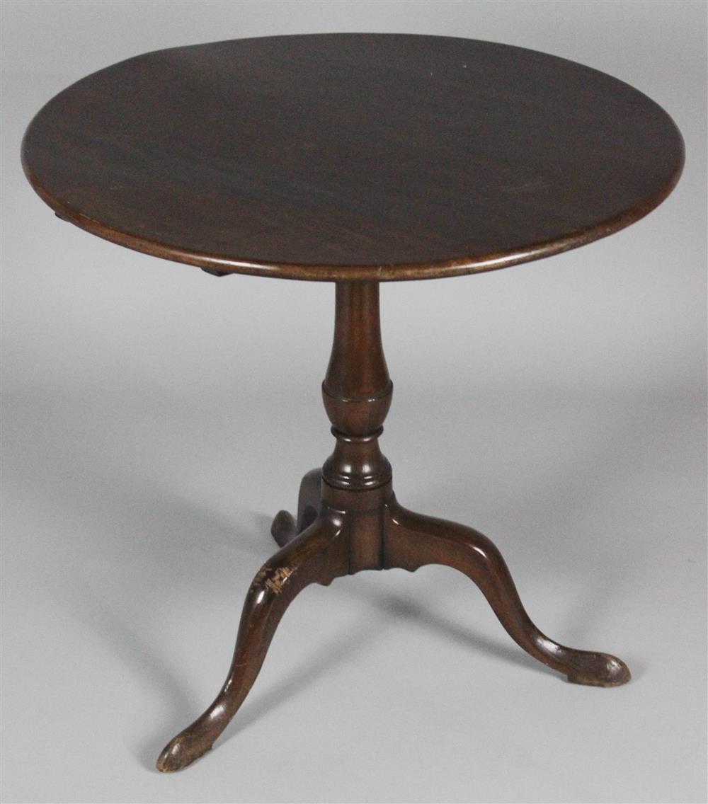 Appraisal: GEORGE III MAHOGANY TILT TOP TEA TABLE the circular top