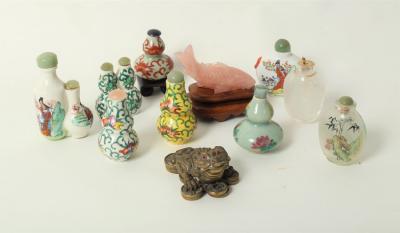 Appraisal: A small collection of th Century Chinese snuff bottles a