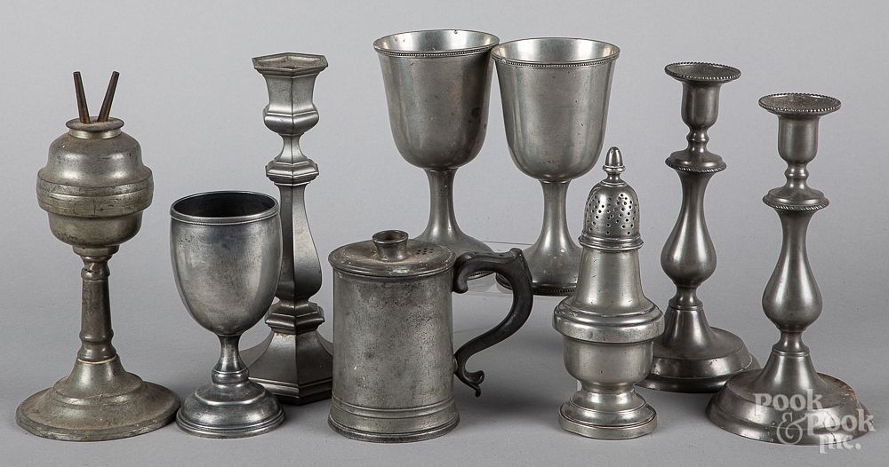 Appraisal: Group of pewter th c Group of pewter th c