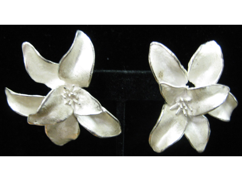 Appraisal: STERLING EARRINGS Flower design by designer J Gabriel with clip