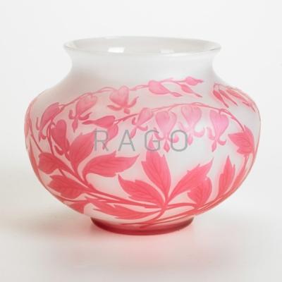 Appraisal: CRISTALLERIE DE PANTIN Cameo glass vase acid-etched with bleeding hearts