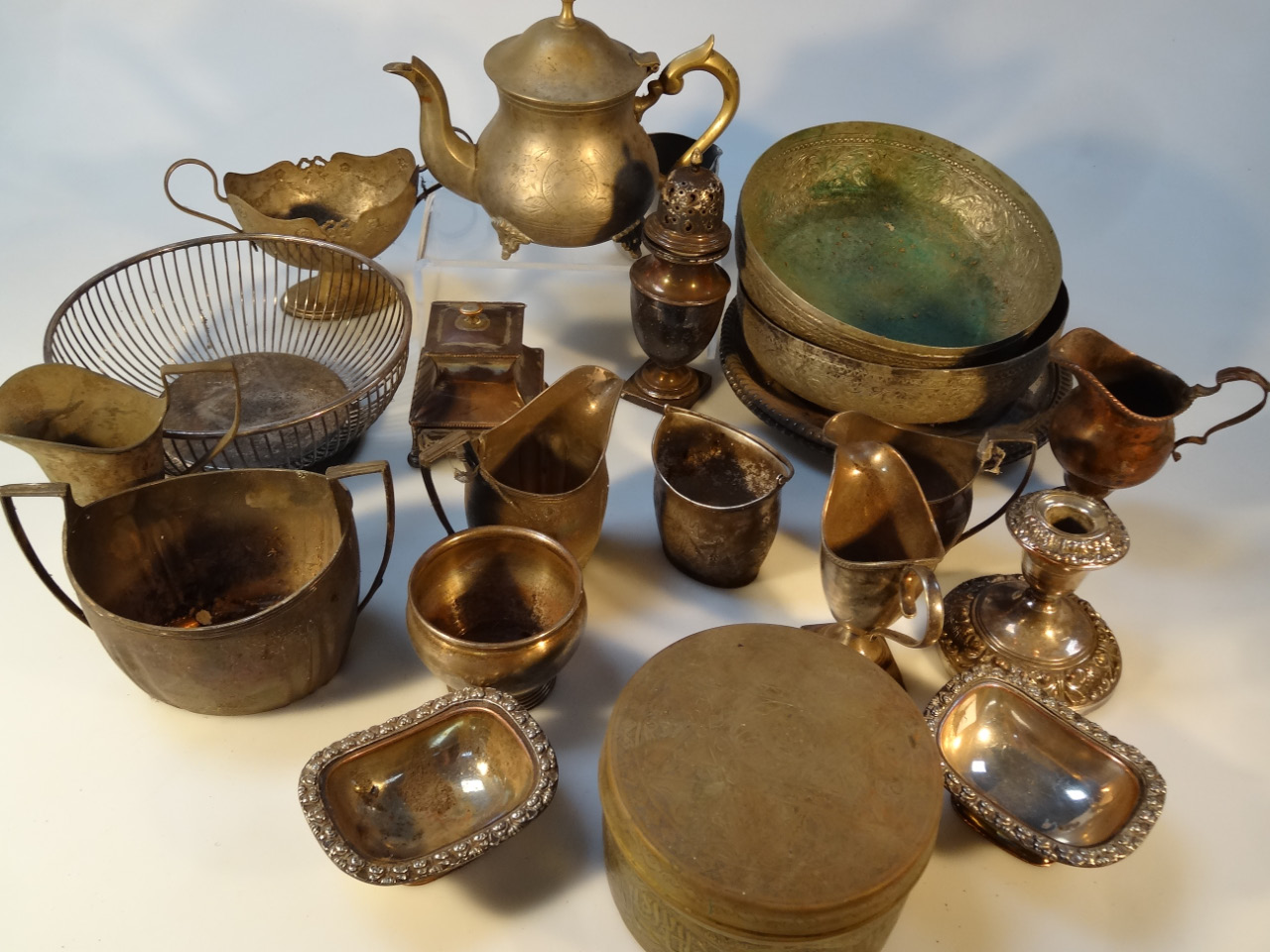 Appraisal: Various thC and later Old Sheffield plate and silver plate