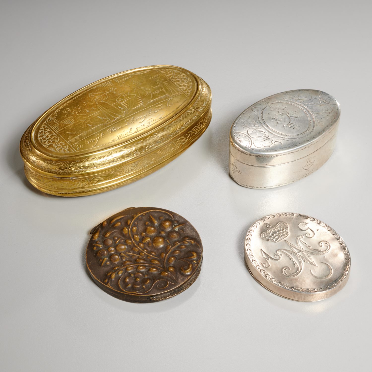 Appraisal: CONTINENTAL SILVER AND BRASS SNUFF BOXES th th c boxes