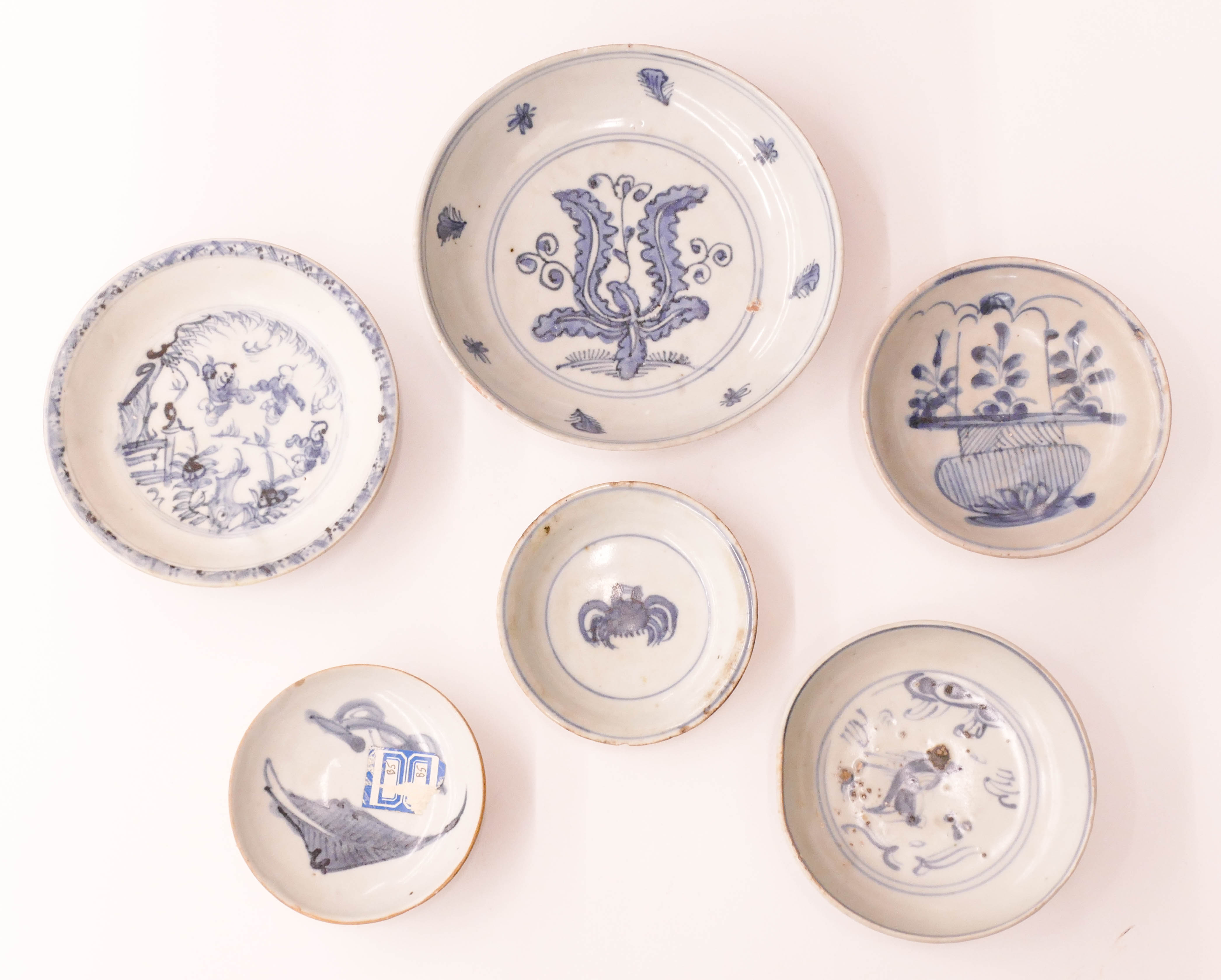 Appraisal: pc Chinese Ming Blue and White Dishes '' to ''