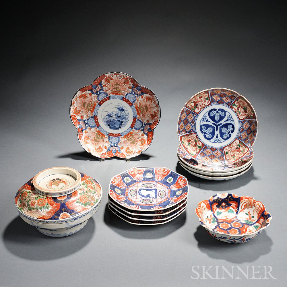 Appraisal: Eleven Pieces of Imari Japan th th century nine dishes