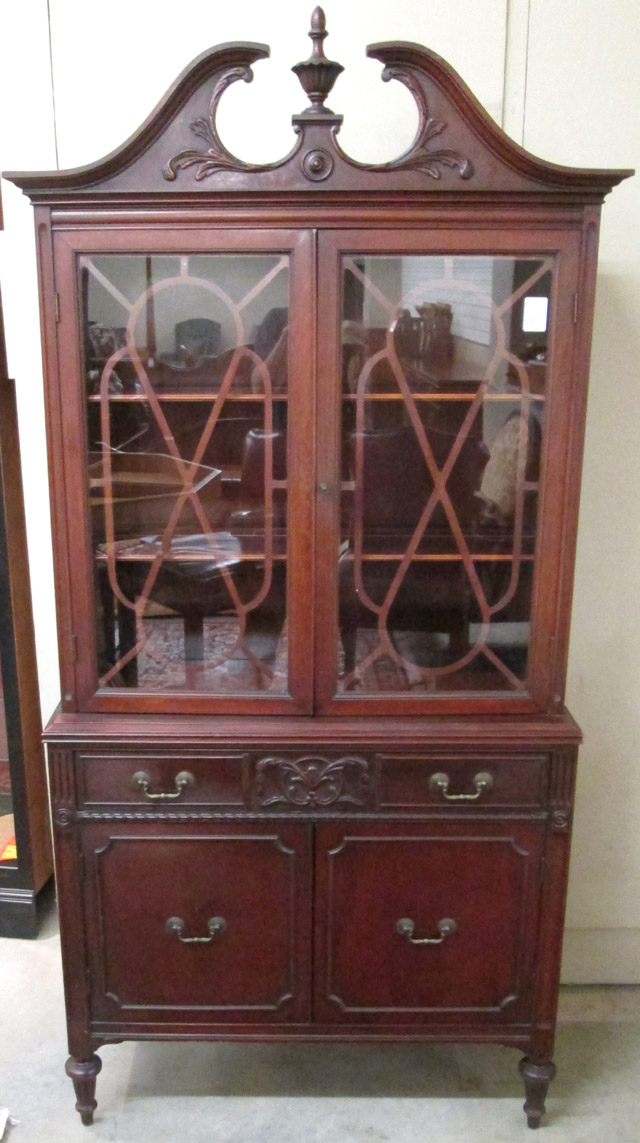 Appraisal: FEDERAL STYLE MAHOGANY CHINA CABINET Bernhardt Furniture Co Lenoire North