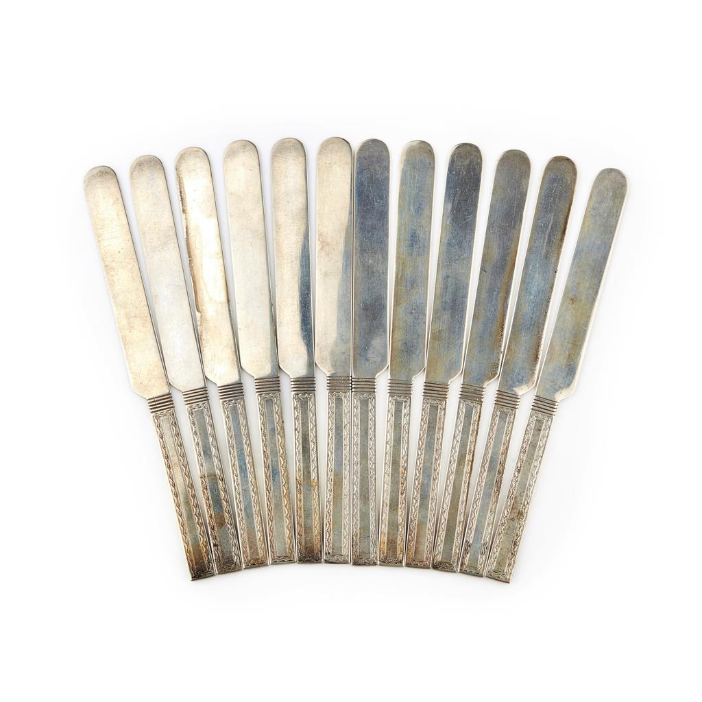 Appraisal: A set of twelve fruit knives Kirk and Son marked