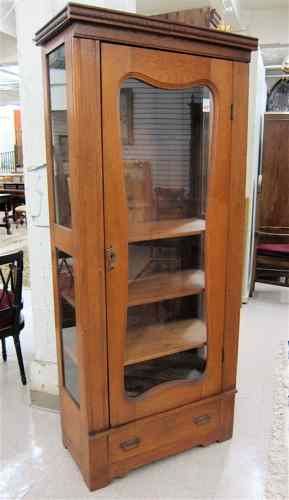 Appraisal: LATE VICTORIAN OAK CABINET American last quarter of the th