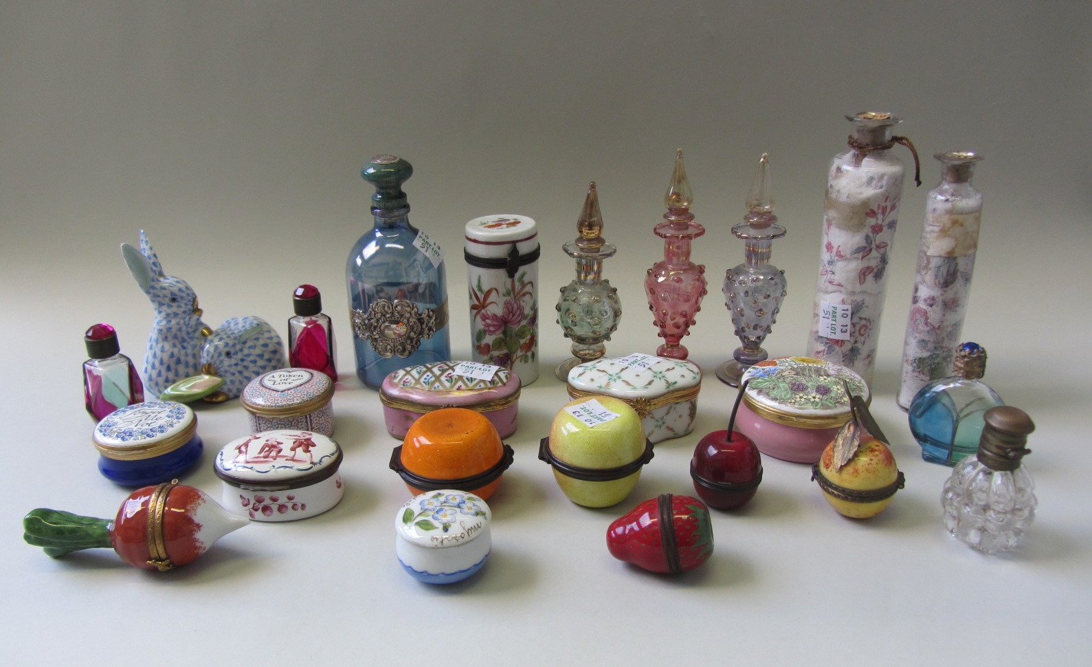 Appraisal: A quantity of miniature porcelain fruit by Limoges Halcyon Days