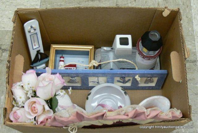 Appraisal: Lot of Decorator Nautical Themed Items Nautical themed items included