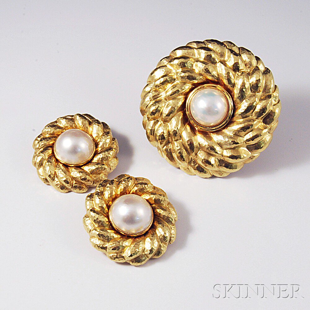 Appraisal: kt Gold and Mabe Pearl Brooch and Earrings dwt Estimate