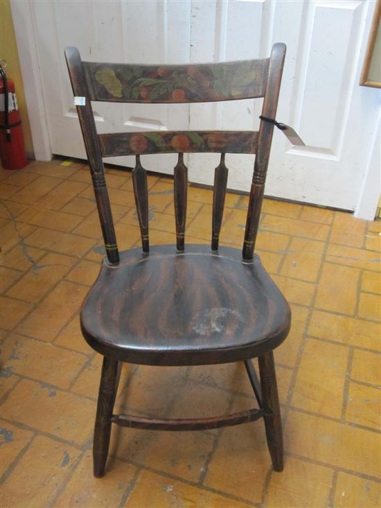 Appraisal: AMERICAN PAINTED ARROW-BACK WINDSOR SIDE CHAIR A second quarter th