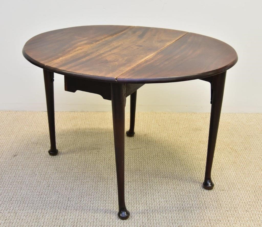 Appraisal: Queen Anne mahogany drop-leaf table circa h x w x