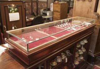 Appraisal: Mahogany Countertop Jewelry Display Case With Keys H x W