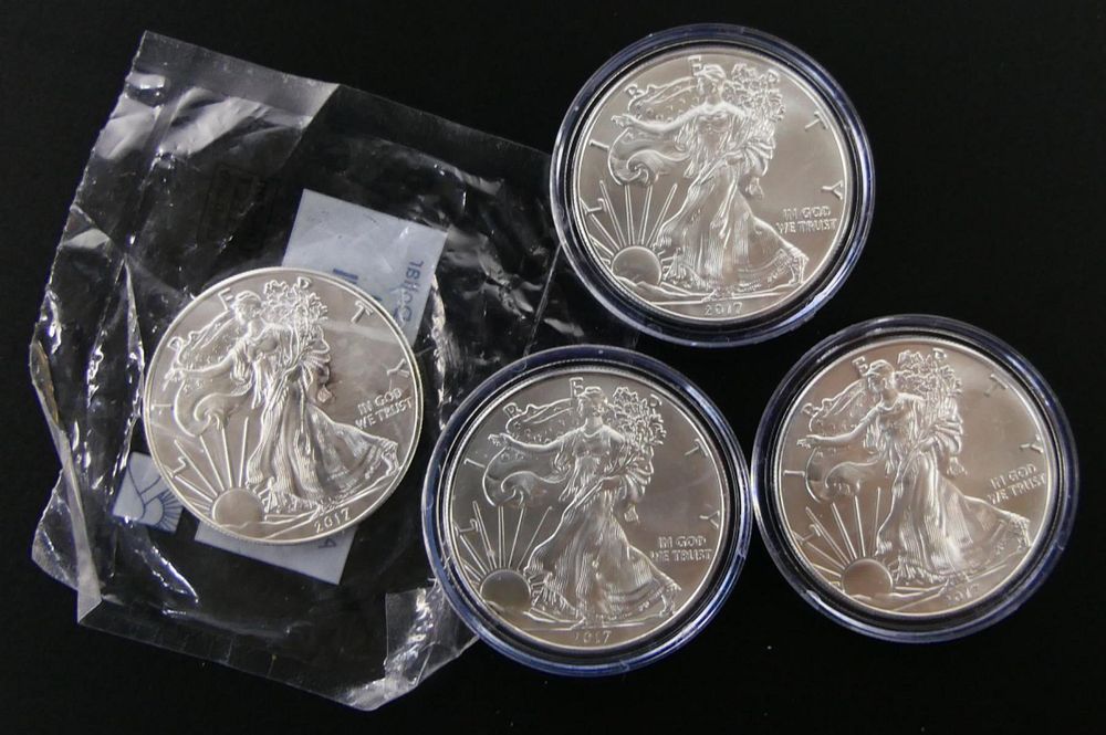 Appraisal: LOT OF LIBERTY EAGLE SILVER DOLLARS All appear to be