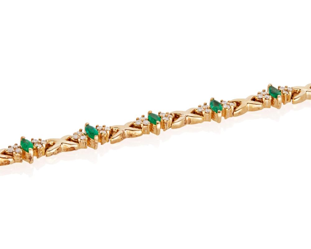 Appraisal: AN EMERALD AND DIAMOND BRACELETAn emerald and diamond bracelet k