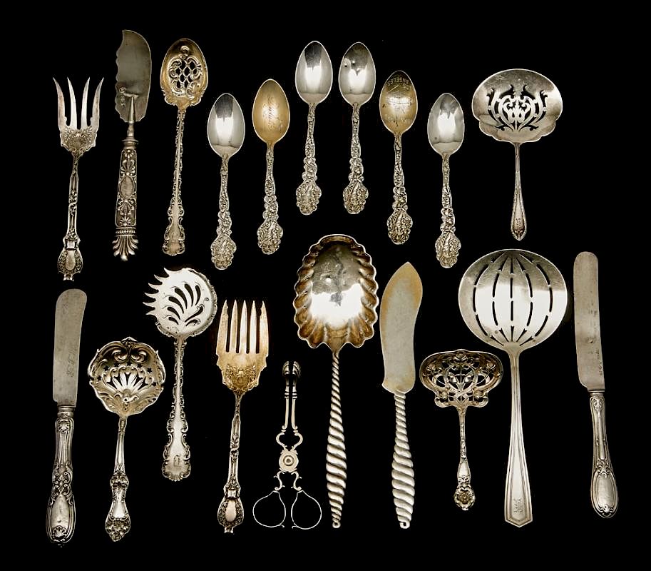 Appraisal: Sterling flatware pieces Sterling flatware pieces including knives forks souvenir