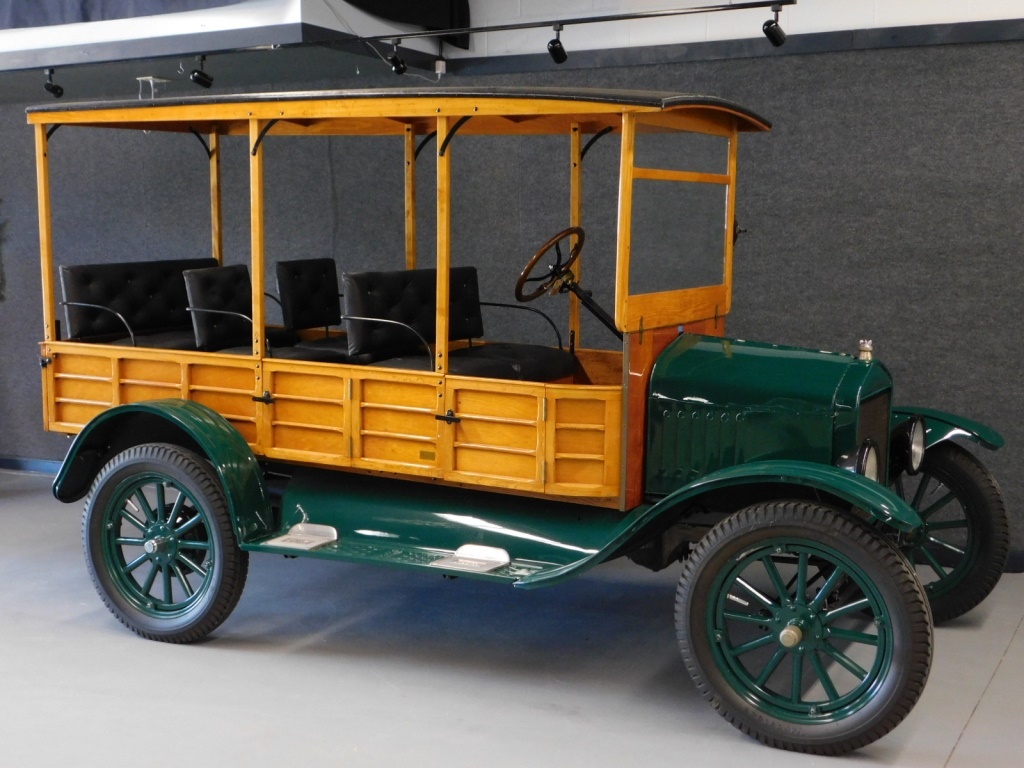 Appraisal: FORD MODEL T WOOD BODY DEPOT HACK TRUCK Michigan Green