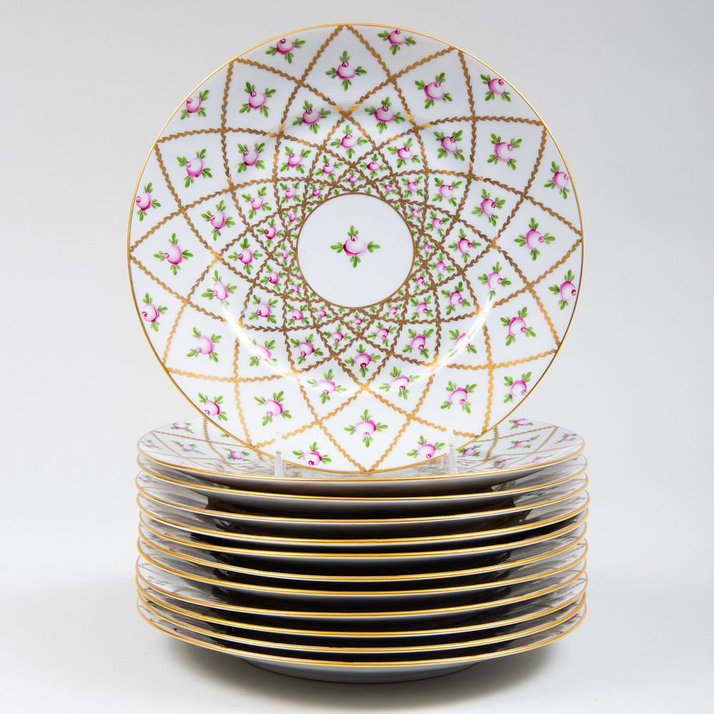 Appraisal: Set of Twelve Herend Porcelain Dinner Plates in the 'Sevres