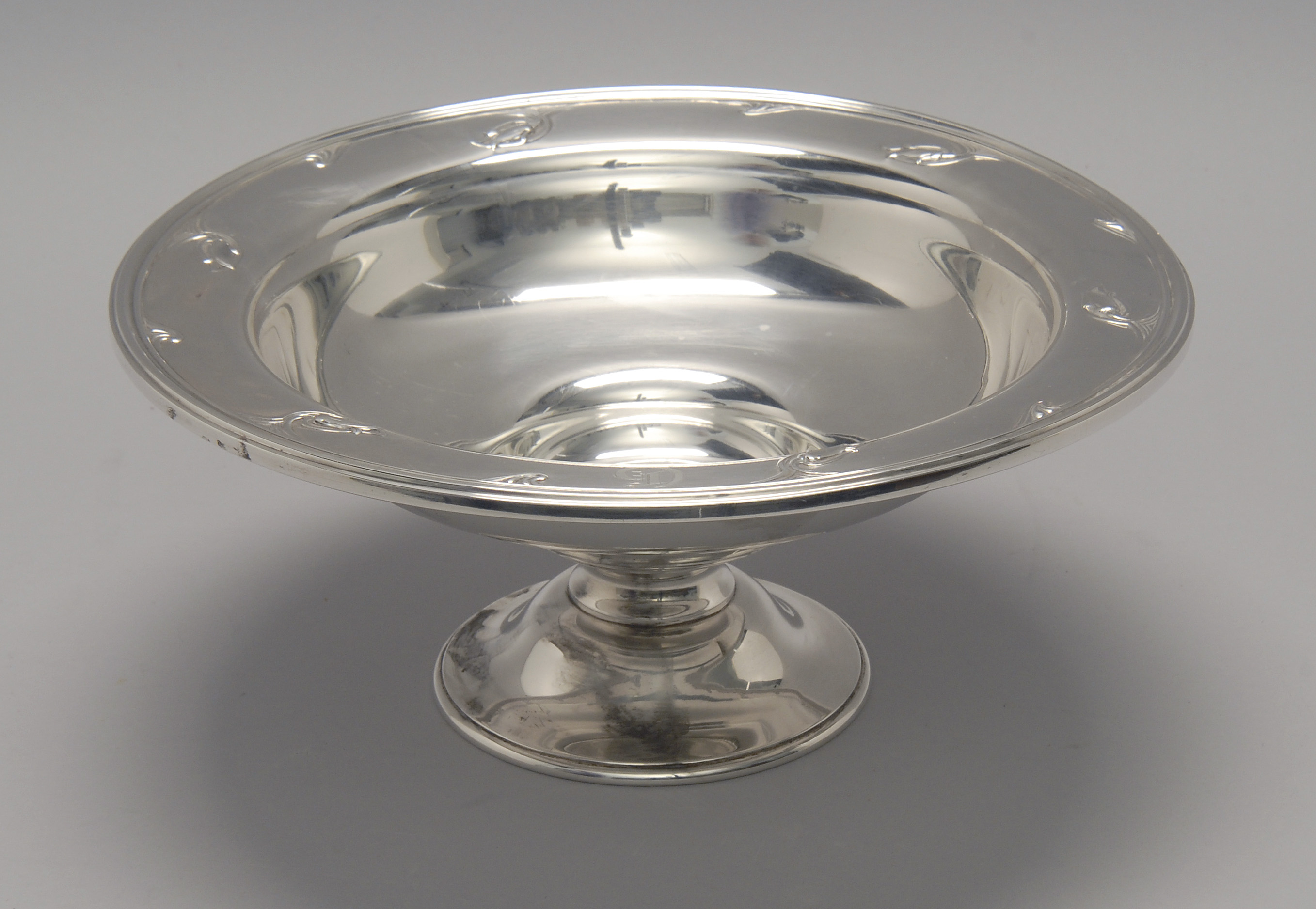 Appraisal: INTERNATIONAL SILVER CO STERLING SILVER PEDESTAL BOWL With chased floral