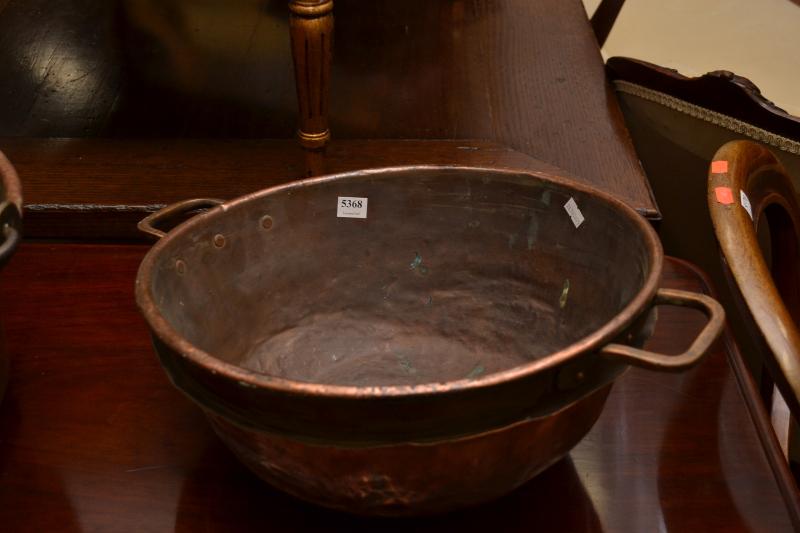 Appraisal: A LARGE TWIN HANDLED COPPER POT A LARGE TWIN HANDLED