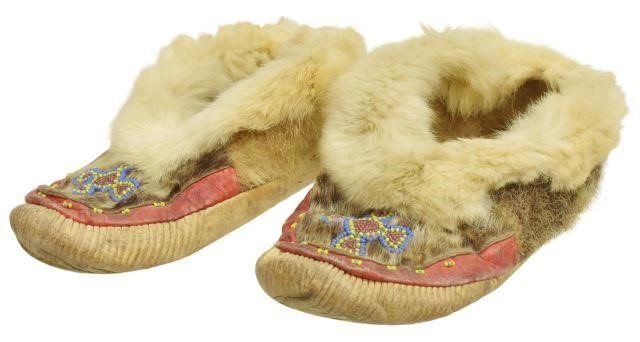 Appraisal: pair Eskimo beaded moccasins second quarter th c the upper