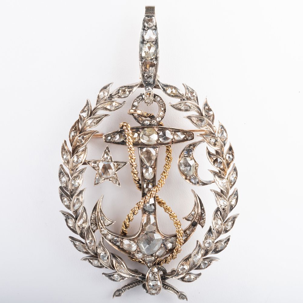 Appraisal: Georgian Silver-Gilt Diamond Pendant Brooch Georgian Silver-Gilt Diamond Pendant Brooch