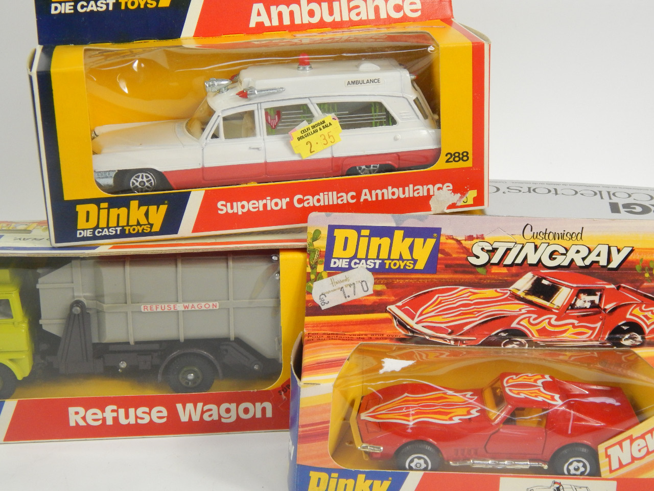 Appraisal: Various die cast vehicles to include Dinky plastic packaged customised